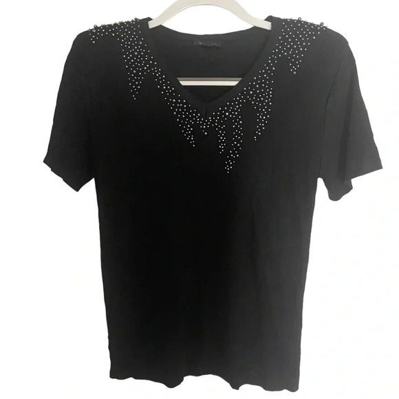☀️Women’s Beaded Short Sleeve Tee with Shoulder Pads - Picture 1 of 6